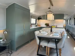 Thumbnail von Waterspace Living 70` Greenwich 70 Luxury Widebeam at Poplar Marina