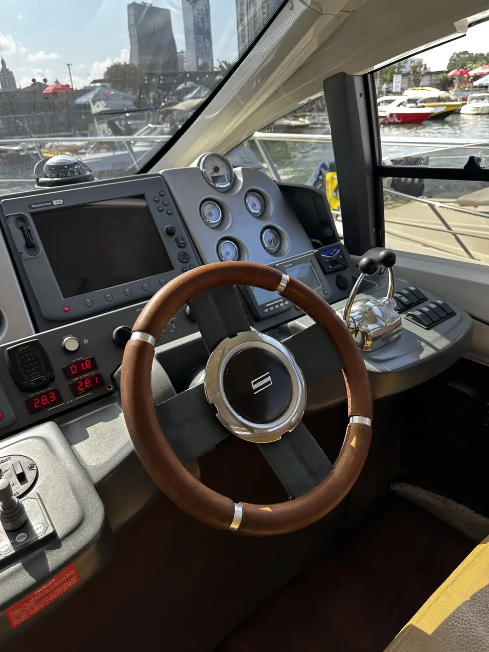 Thumbnail von Azimut 43S Tallula