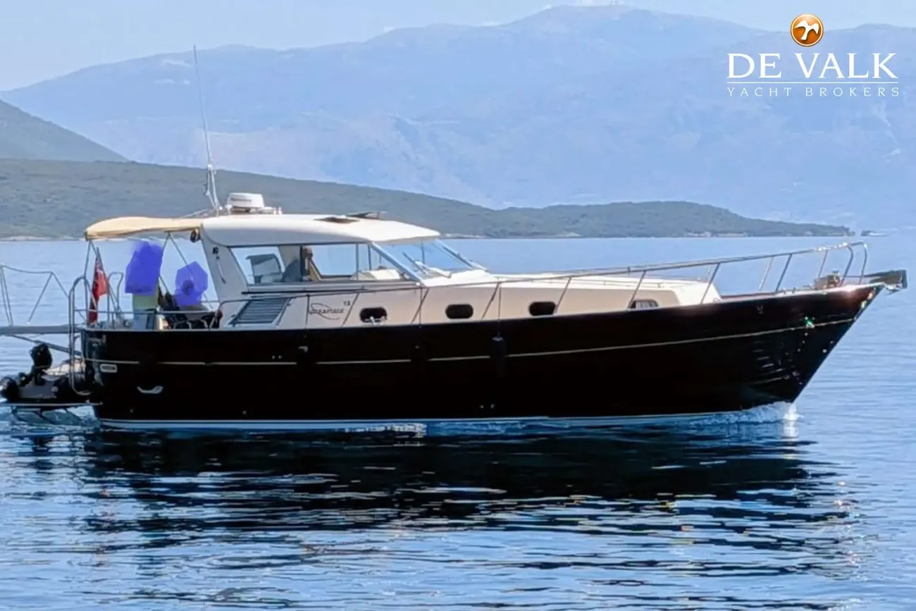 Apreamare 12 Semicabinato