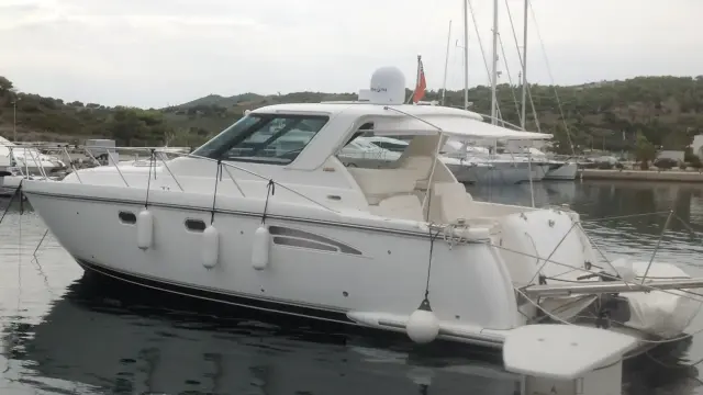 Tiara Yachts 3600 Sovran 1733