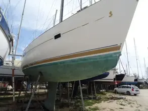 Thumbnail von Beneteau Oceanis Clipper 423