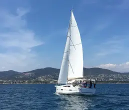 Thumbnail von Dufour 412 Grand Large