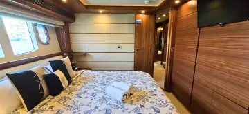 Thumbnail von Ferretti Yachts 	Custom Line 97