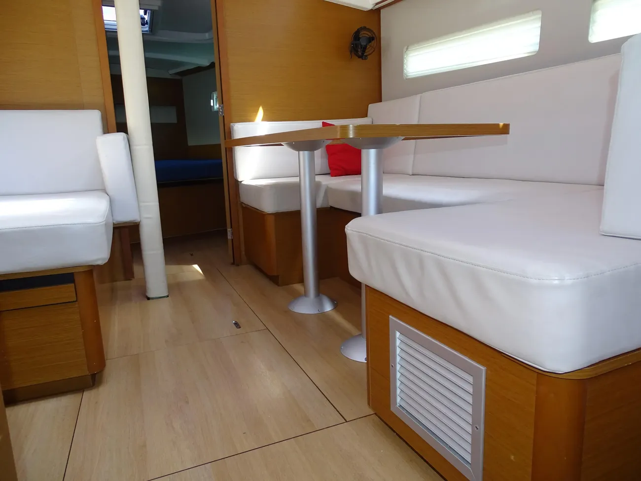 Thumbnail von Jeanneau Sun Odyssey 410 CELERITAS