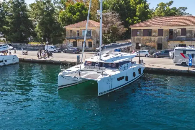 Fountaine Pajot Catamaran Astrea 42