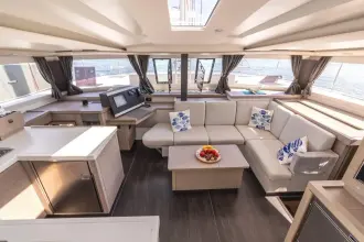 Thumbnail von Fountaine Pajot Catamaran Astrea 42