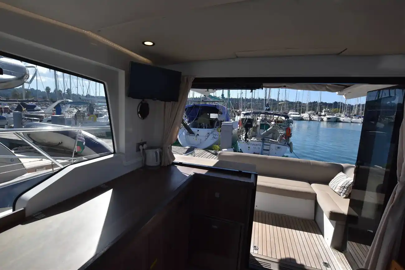 Thumbnail von Sealine C330