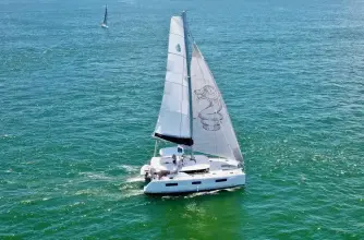 Lagoon 46 9090894