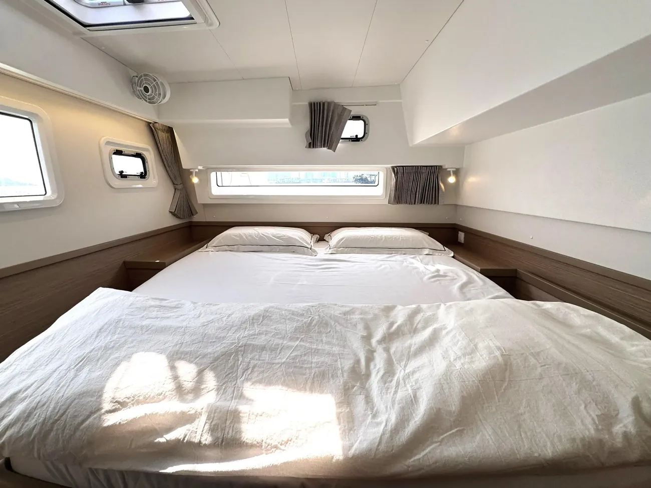 Thumbnail von Lagoon 42 9712337