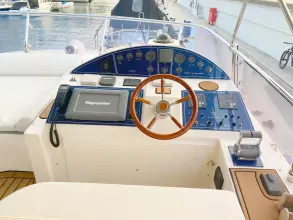 Thumbnail von Cayman 62 Cyber