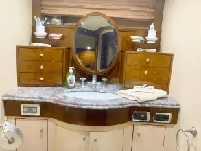 Thumbnail von Cayman 62 Cyber