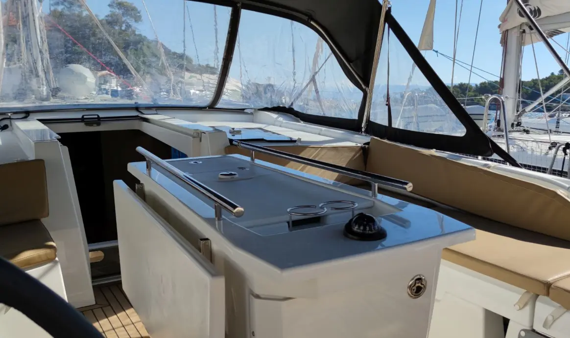 Thumbnail von Beneteau Oceanis 46.1