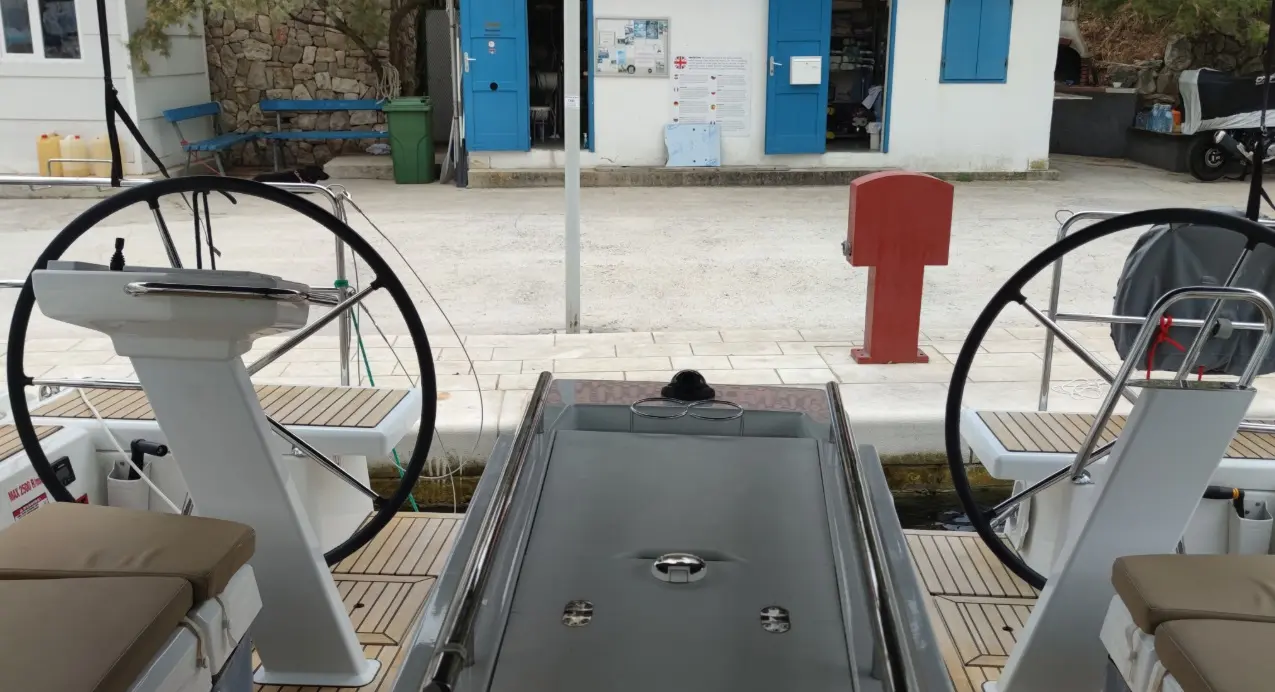 Thumbnail von Beneteau Oceanis 46.1