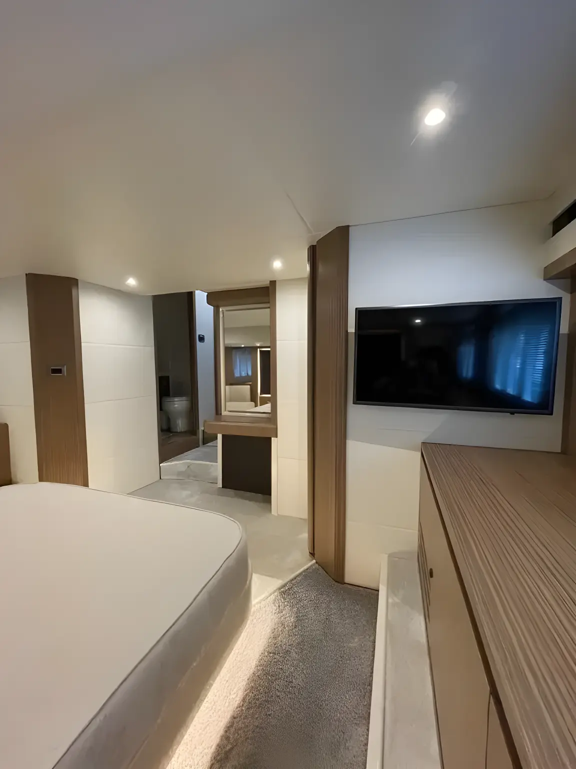 Thumbnail von Absolute 52