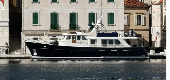 Alm Trawler Delfino 65