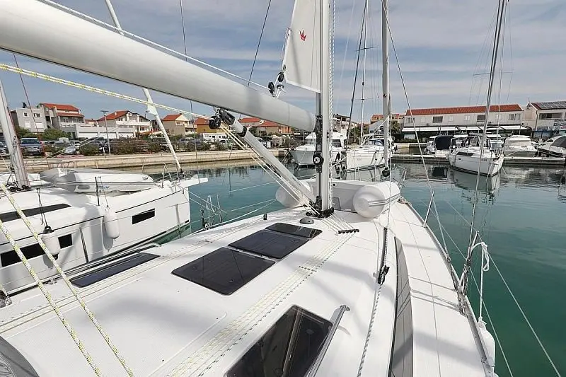 Thumbnail von Bavaria Cruiser 37