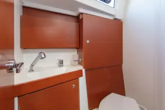 Thumbnail von Beneteau Oceanis 38.1