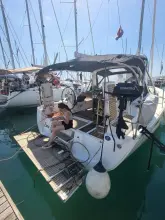 Thumbnail von Beneteau Oceanis 41.1