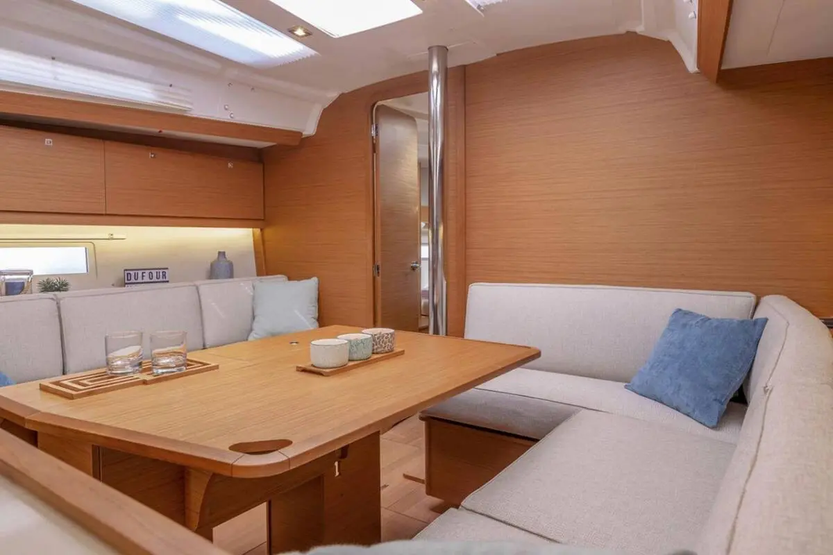 Thumbnail von Dufour 390