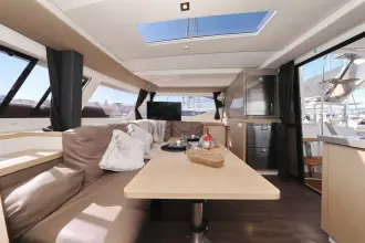 Thumbnail von Fountaine Pajot Lucia 40