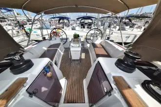 Thumbnail von Jeanneau Sun Odyssey 449