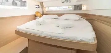 Thumbnail von Lagoon 42