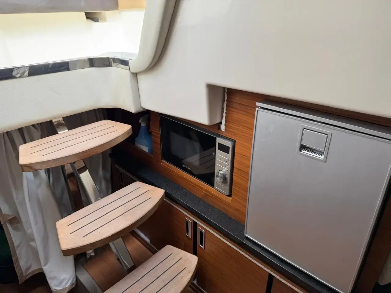 Thumbnail von Sea Ray 320 Sundancer