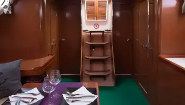 Thumbnail von Beneteau Oceanis 43