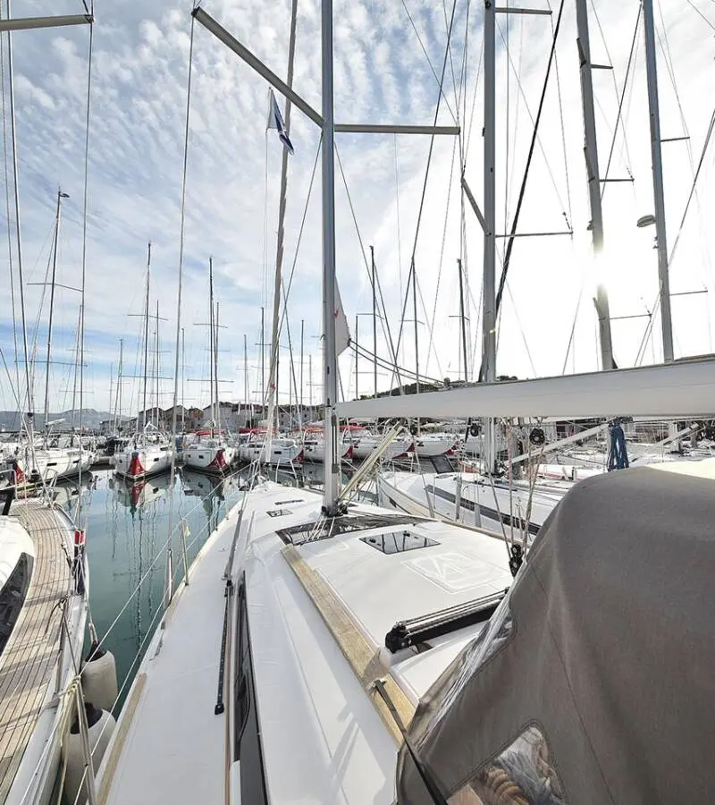 Thumbnail von Dufour 412 Grand Large