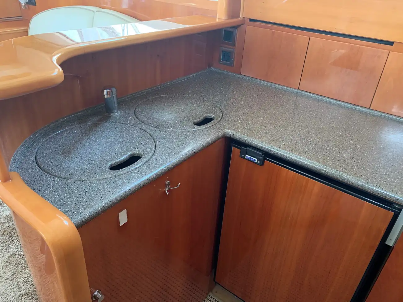 Thumbnail von Princess F45