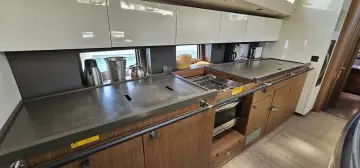 Thumbnail von Beneteau Oceanis Yacht 62