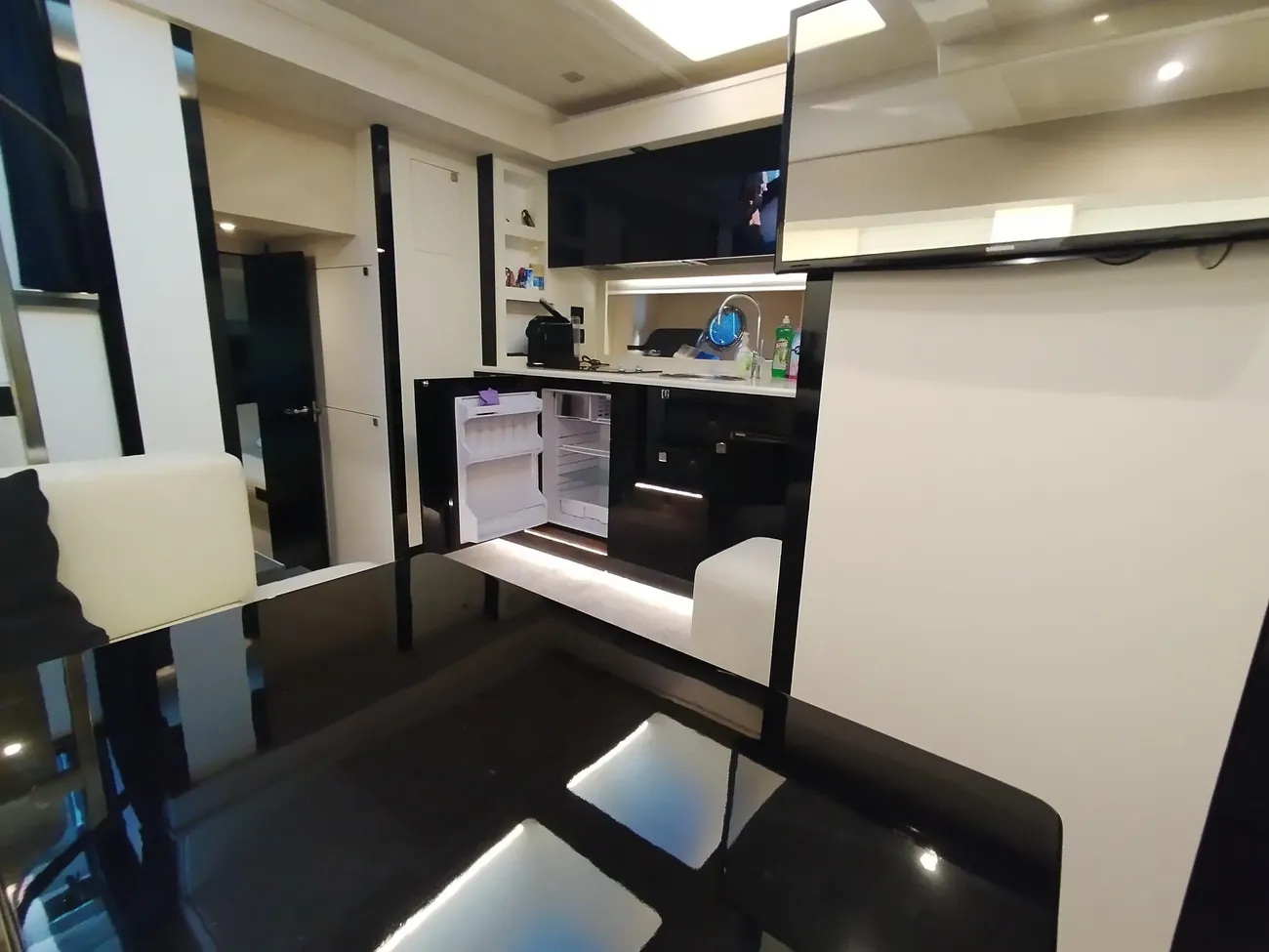 Thumbnail von Cranchi 60HT