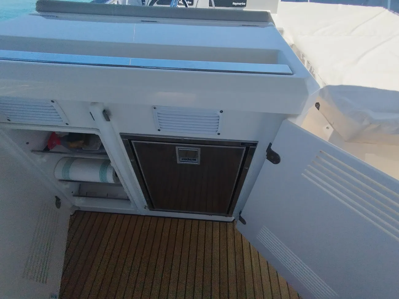 Thumbnail von Prestige 590