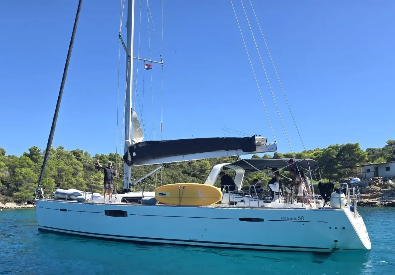 Beneteau Oceanis 60