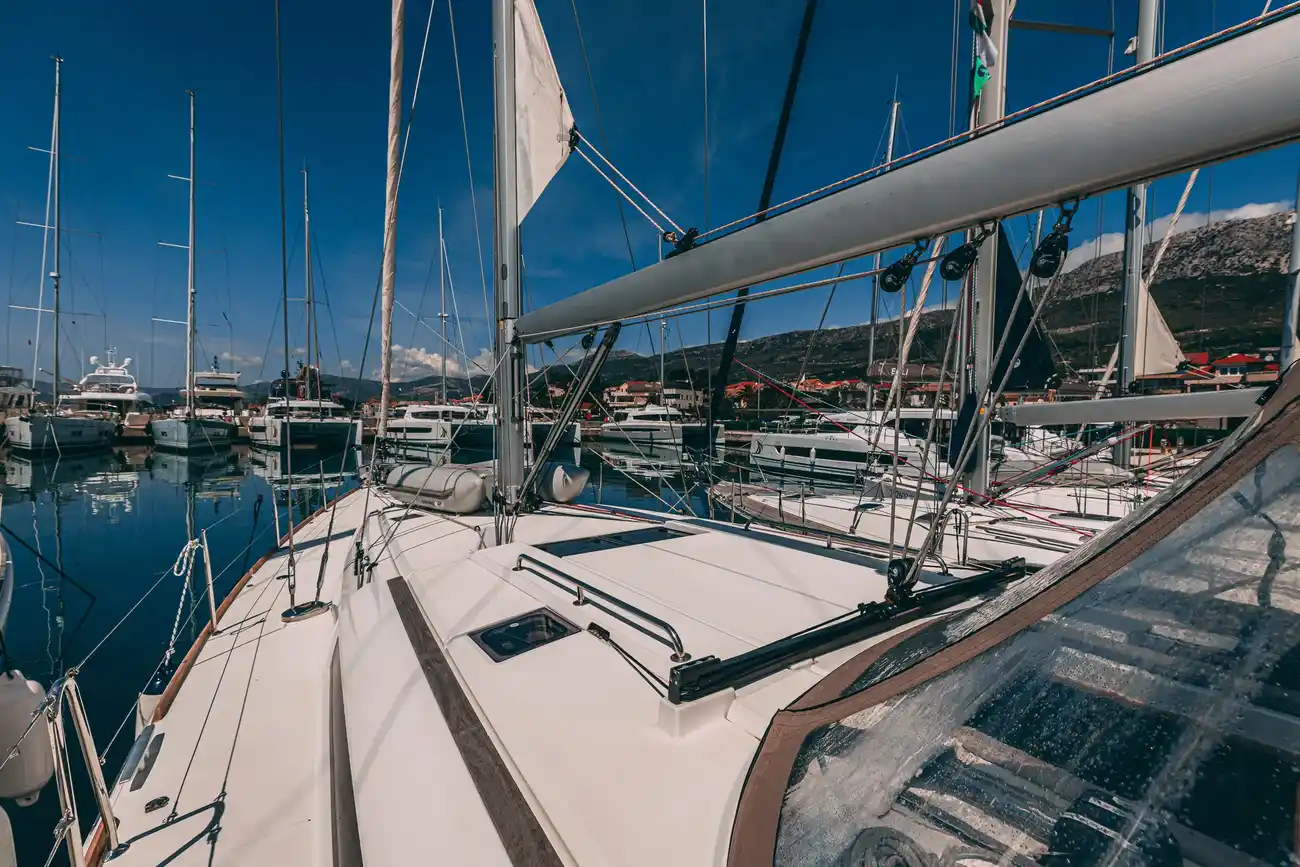 Thumbnail von Jeanneau Sun Odyssey 519