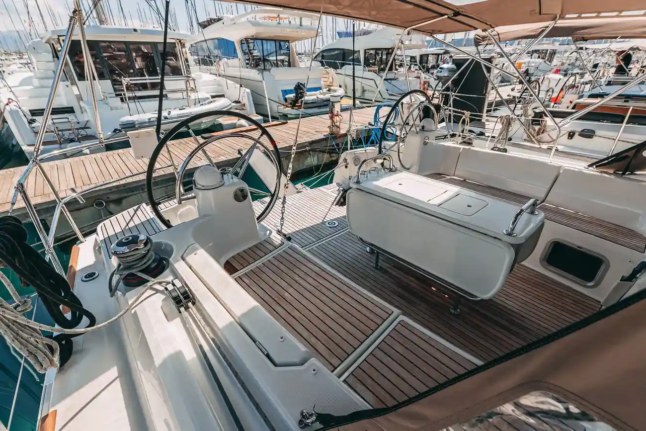 Thumbnail von Jeanneau Sun Odyssey 519