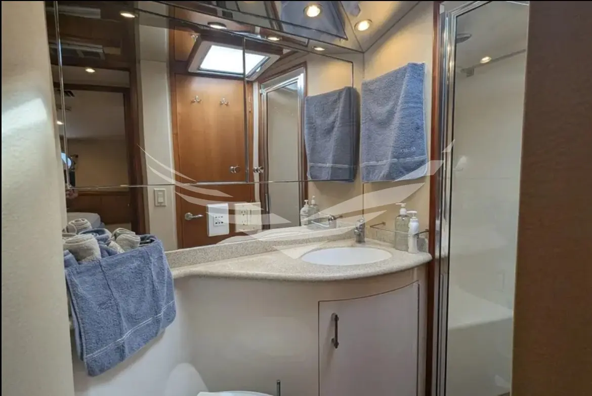 Thumbnail von Hatteras 50 Convertible