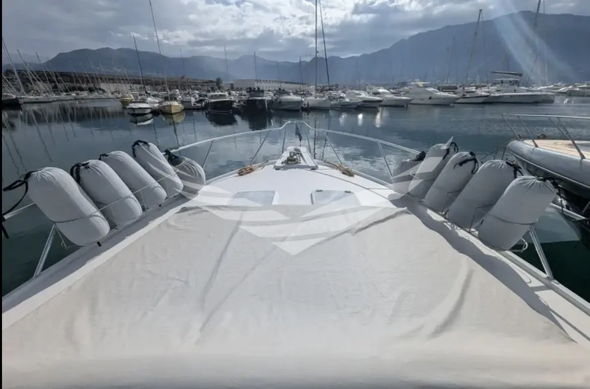 Thumbnail von Hatteras 50 Convertible