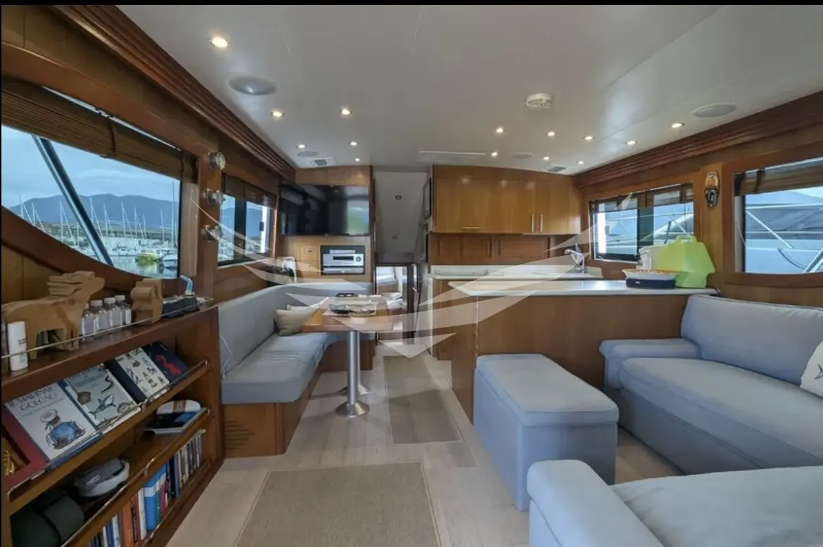 Thumbnail von Hatteras 50 Convertible