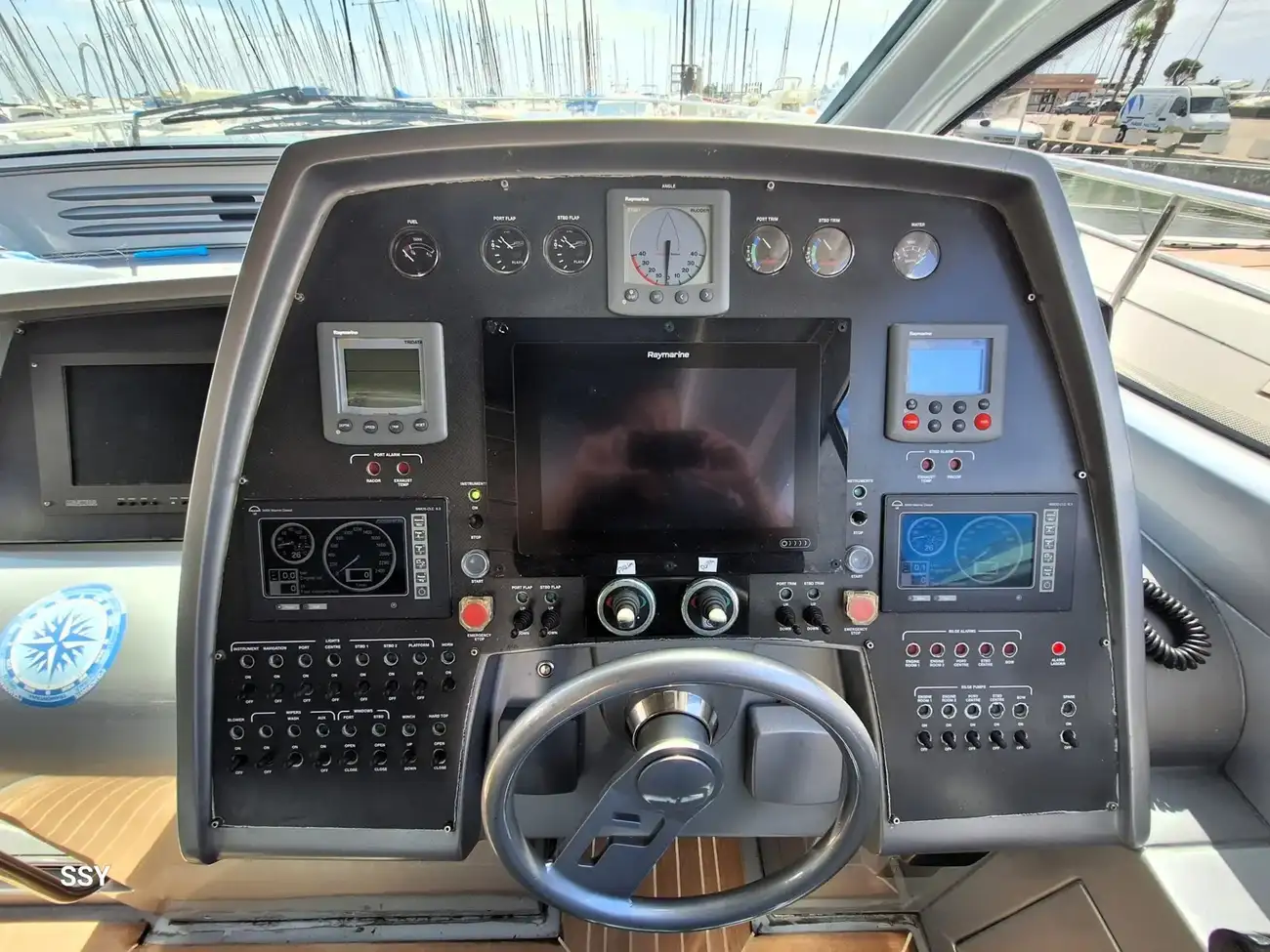 Thumbnail von Pershing 56