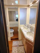 Thumbnail von Ferretti Yachts 830 FERRETTI YACHTS 830