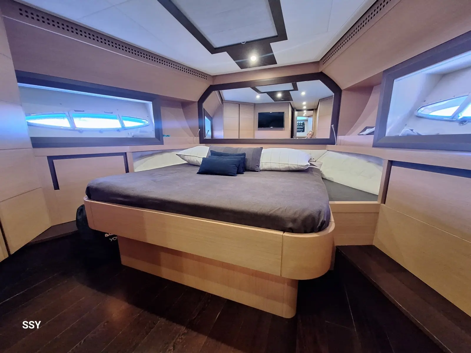 Thumbnail von Pershing 72