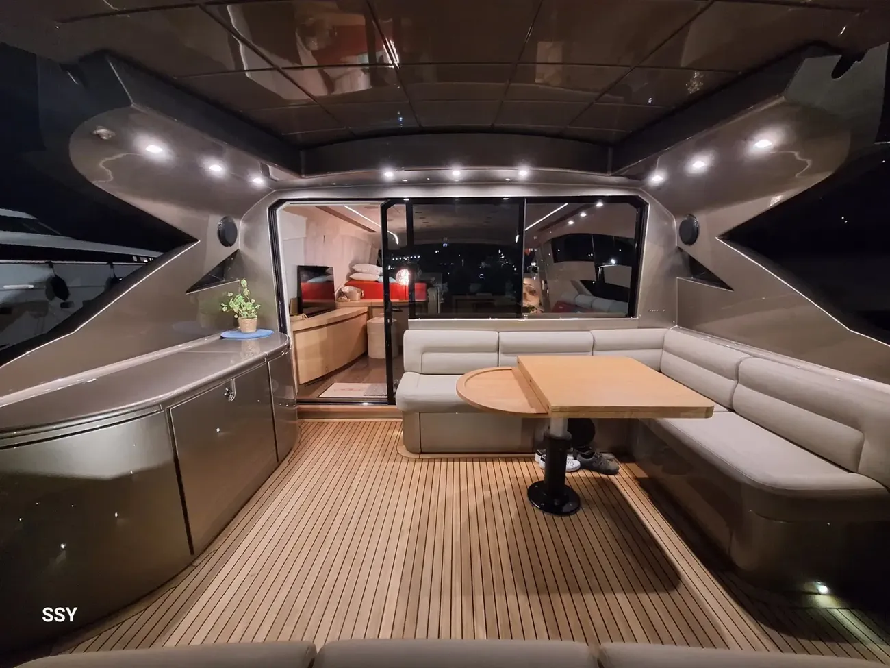 Thumbnail von Pershing 72