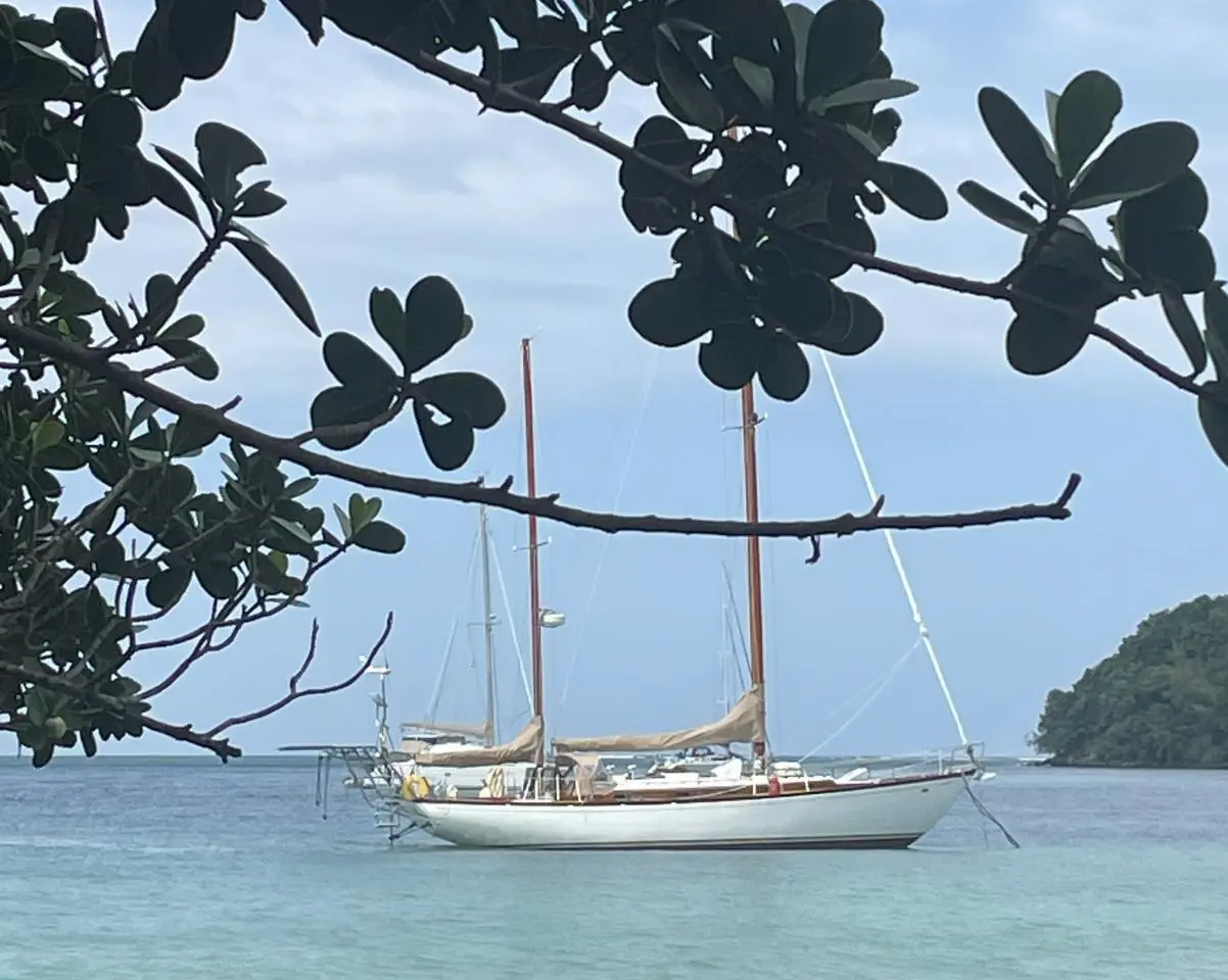 Cheoy Lee Offshore 47 REVELIA