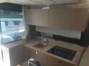 Thumbnail von Cranchi E52 F CRANCHI E52F