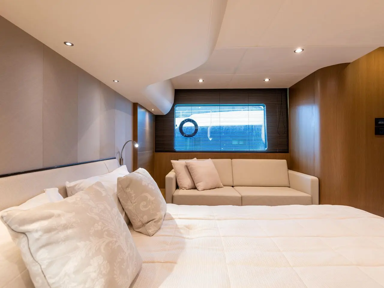 Thumbnail von Princess 56 BLADE RUNNER III