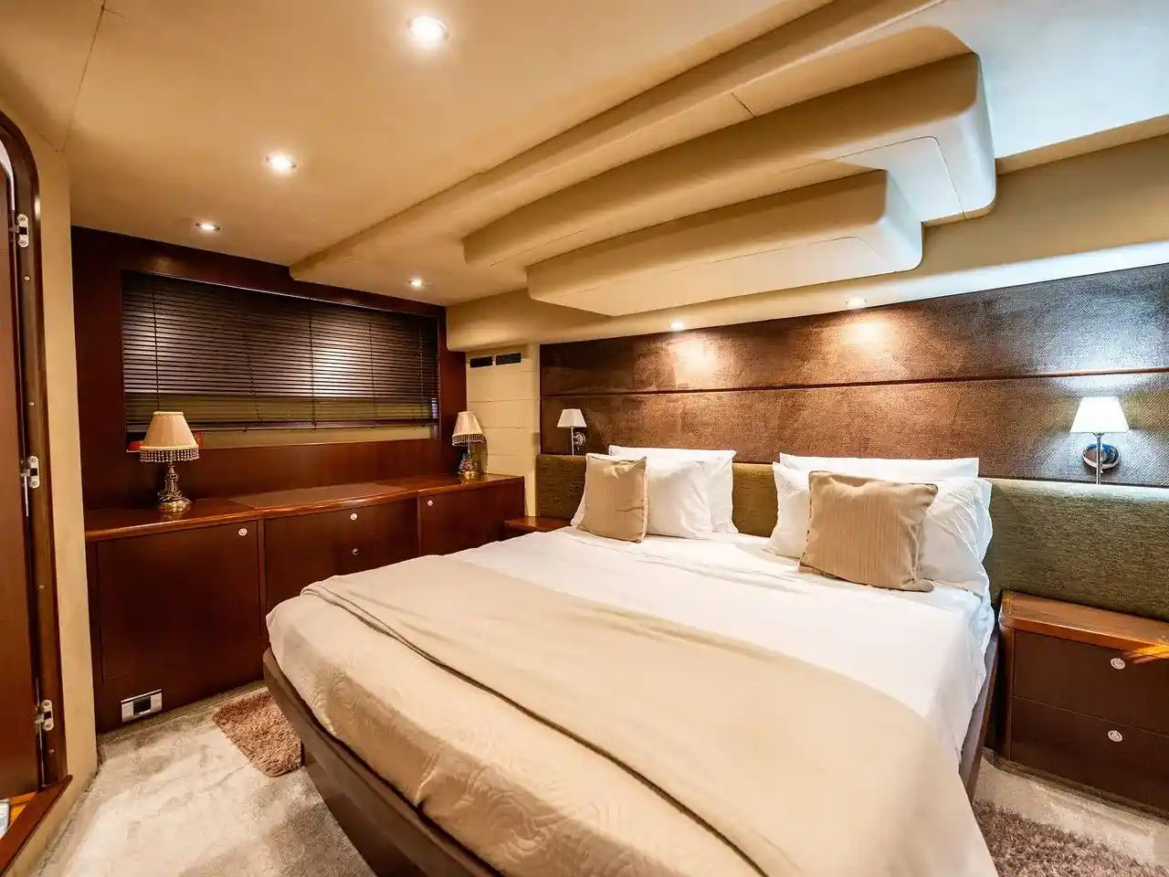 Thumbnail von Princess 62 STELLAR II