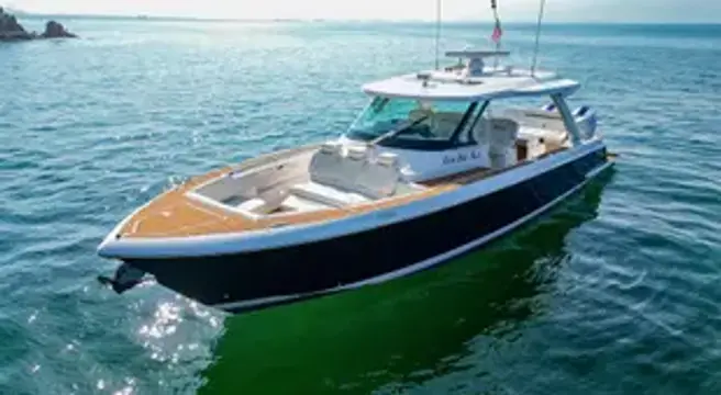 Tiara Yachts 43LS