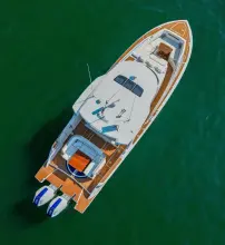 Thumbnail von Tiara Yachts 43LS