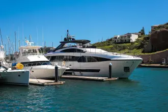 Thumbnail von Bugari F86 Seda